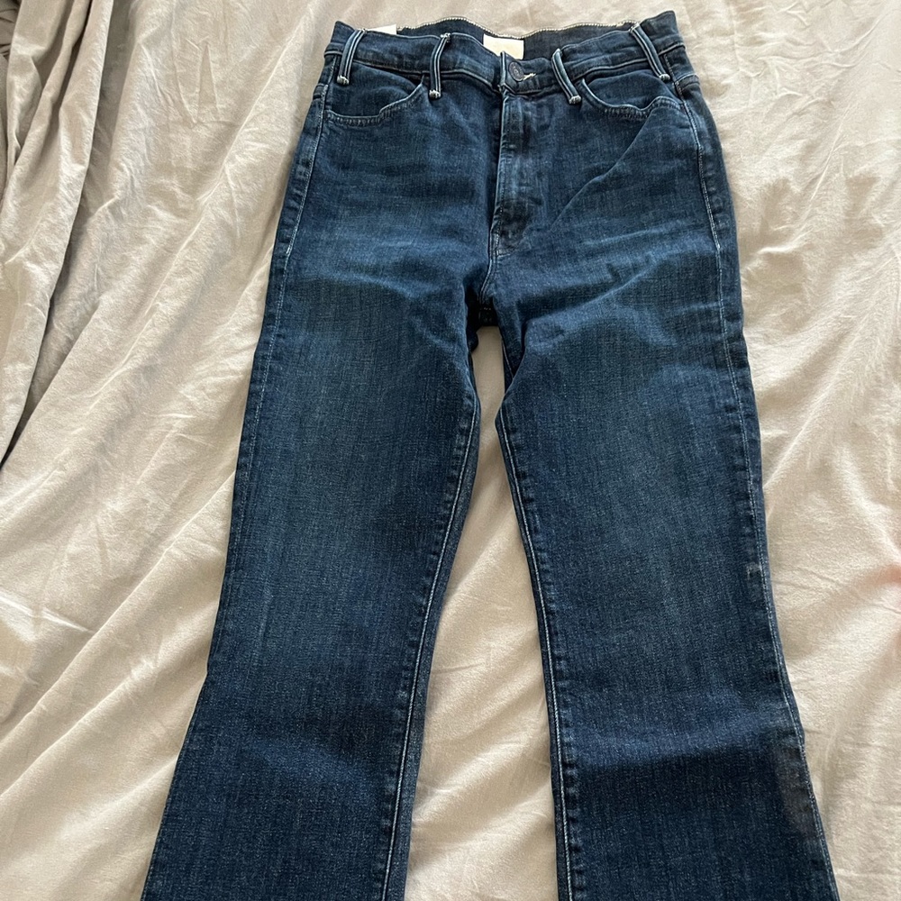 Mother the Hustler ankle raw hem fray jean. Size 26, inseam 26.